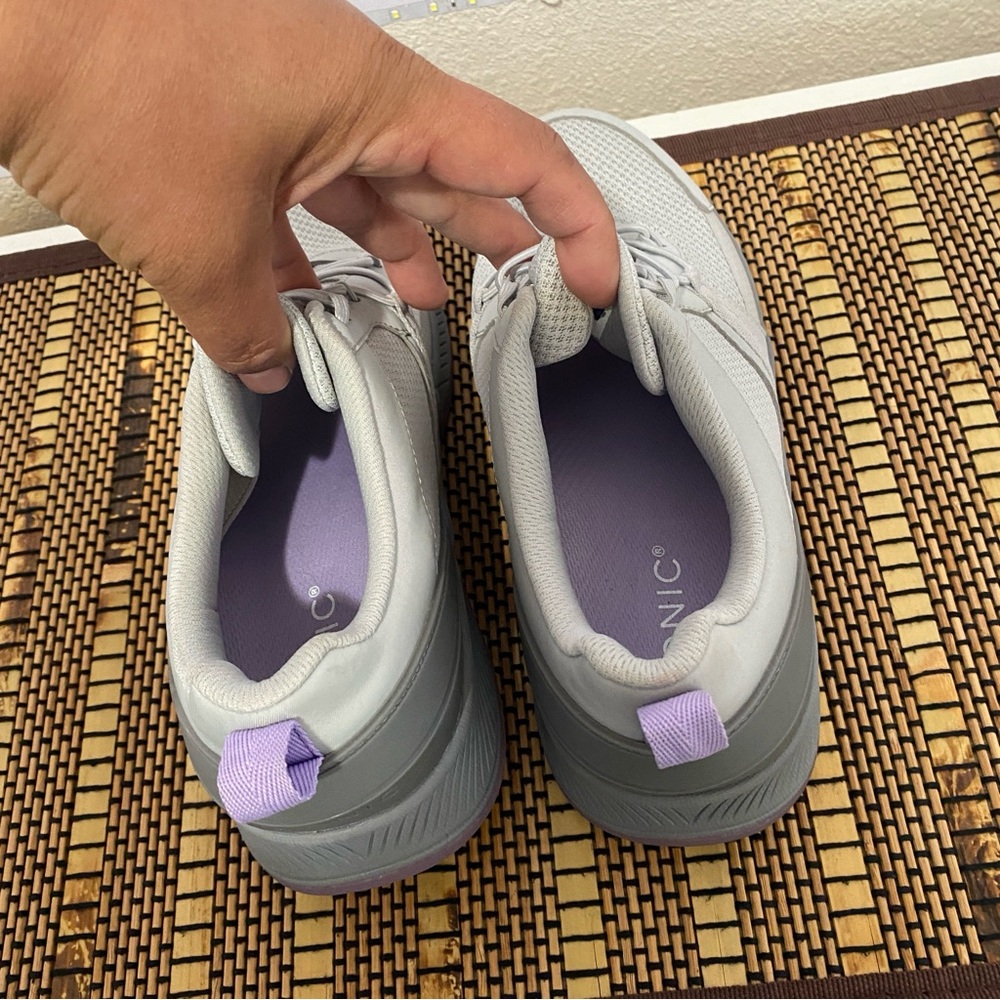 Vionic Sample Sneakers Womens 8 Gray Walking Comfort Orthotic Support Shoes - Picture 6 of 13